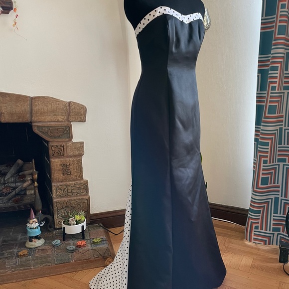 HOLD FOR CITRUS - Black strapless ballgown with polkadot accents PROM DRESS - Picture 8 of 16